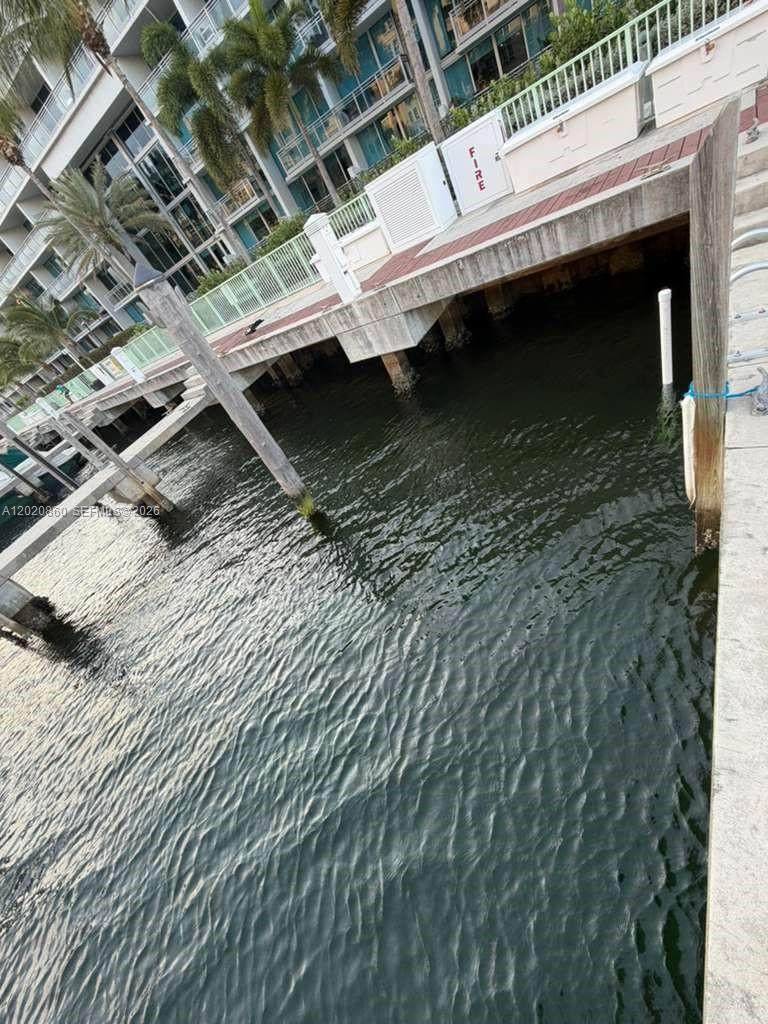 https://bt-photos.global.ssl.fastly.net/miami/orig_boomver_1_A12020860-2.jpg