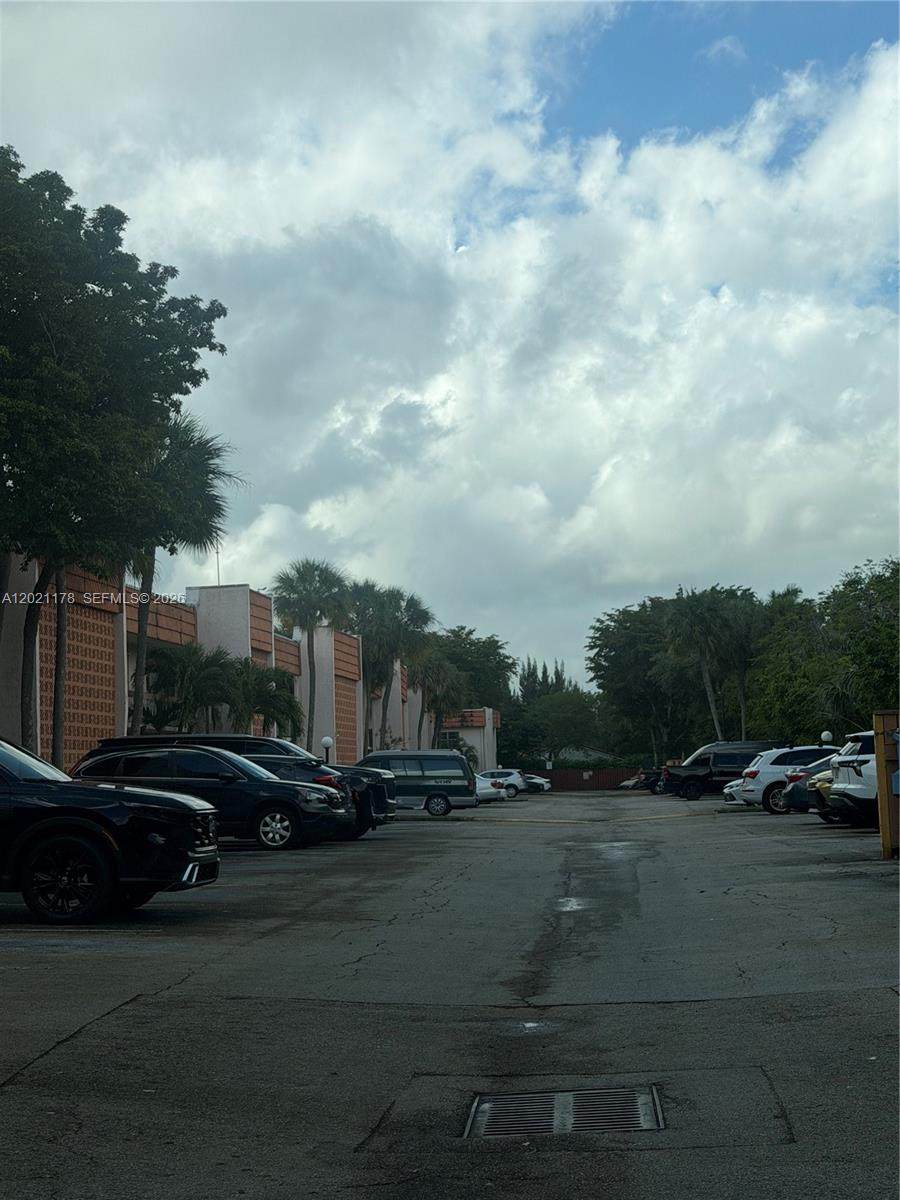 https://bt-photos.global.ssl.fastly.net/miami/1280_boomver_1_A12021178-2.jpg