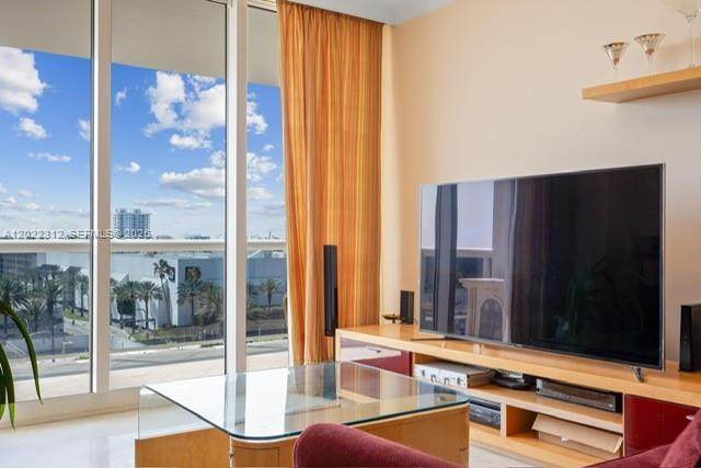 https://bt-photos.global.ssl.fastly.net/miami/orig_boomver_1_A12022312-2.jpg