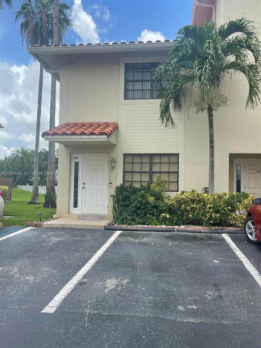 9880 Hammocks Blvd - Photo 1