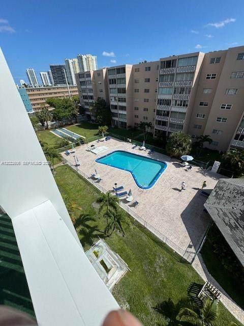 https://bt-photos.global.ssl.fastly.net/miami/orig_boomver_1_A12022606-2.jpg