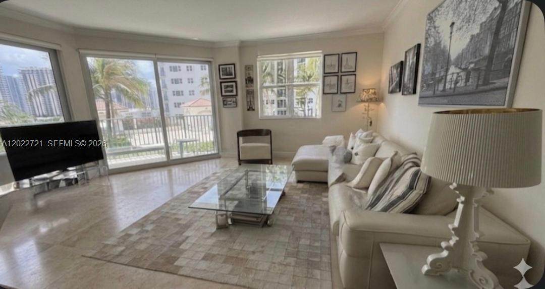 20000 Country Club Dr - Photo 1