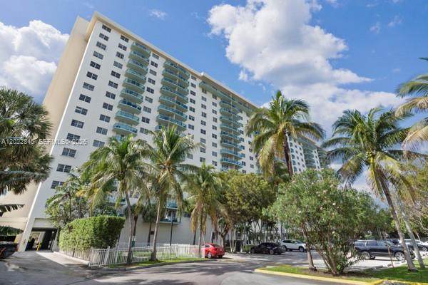19390 Collins Ave - Photo 1
