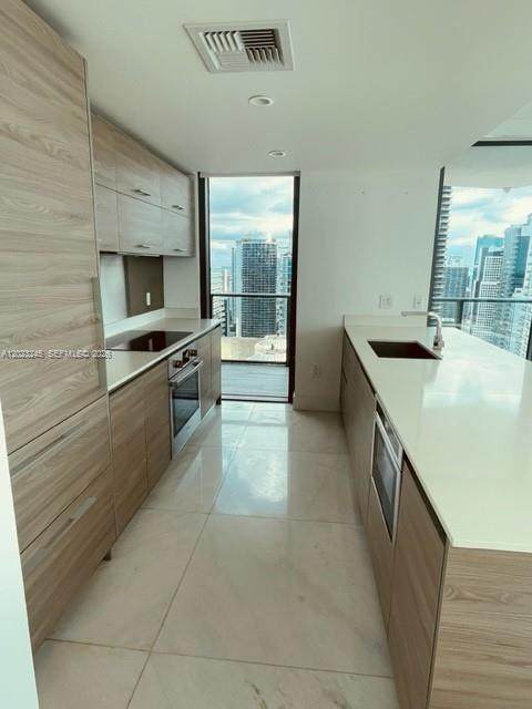 https://bt-photos.global.ssl.fastly.net/miami/orig_boomver_1_A12023245-2.jpg