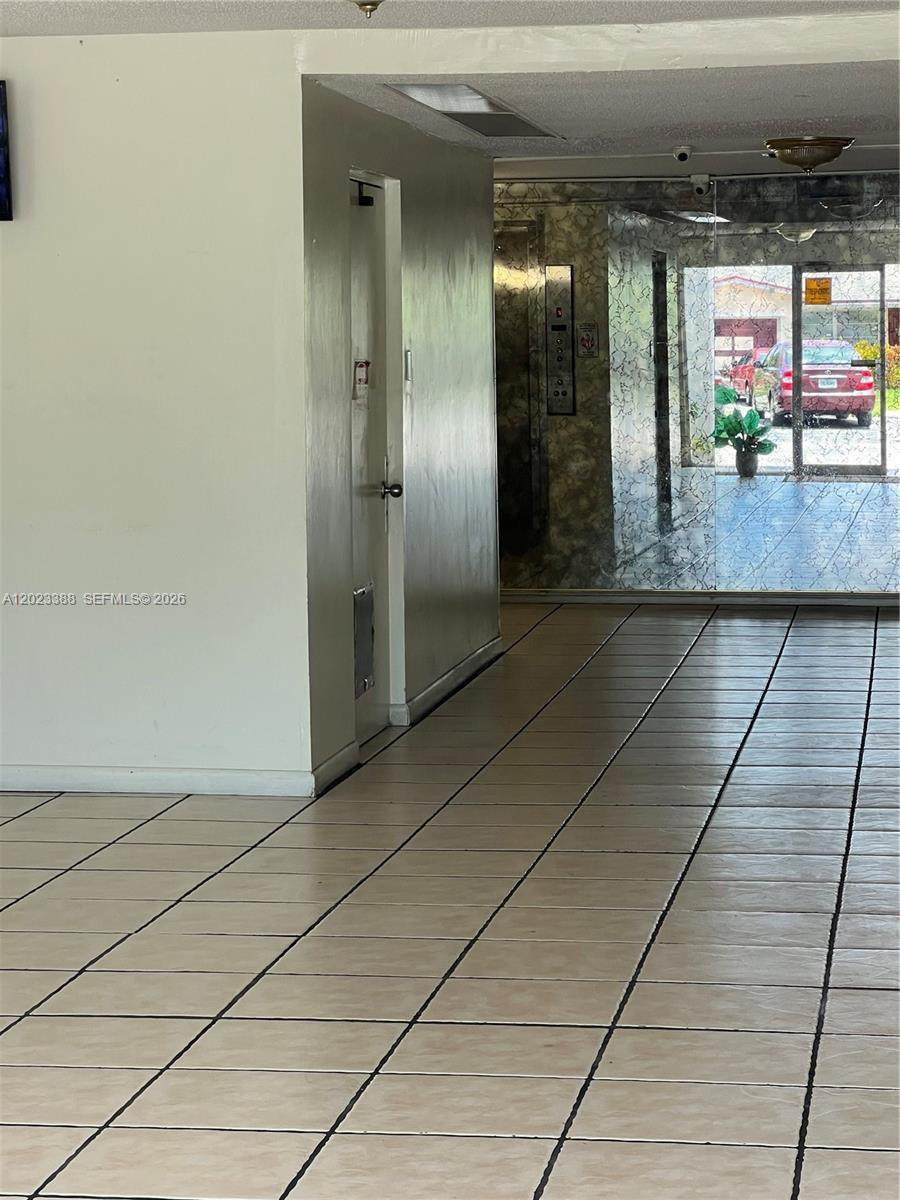 https://bt-photos.global.ssl.fastly.net/miami/orig_boomver_1_A12023388-2.jpg