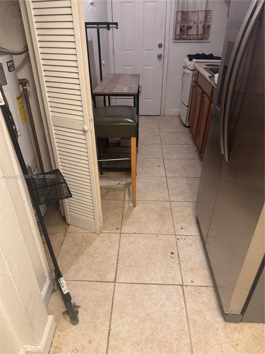 https://bt-photos.global.ssl.fastly.net/miami/orig_boomver_1_A12023587-2.jpg