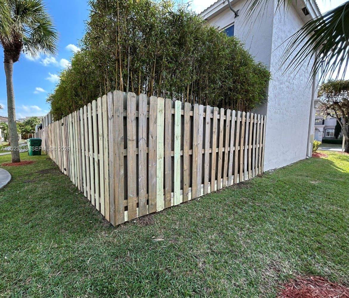 https://bt-photos.global.ssl.fastly.net/miami/orig_boomver_1_A12023638-2.jpg