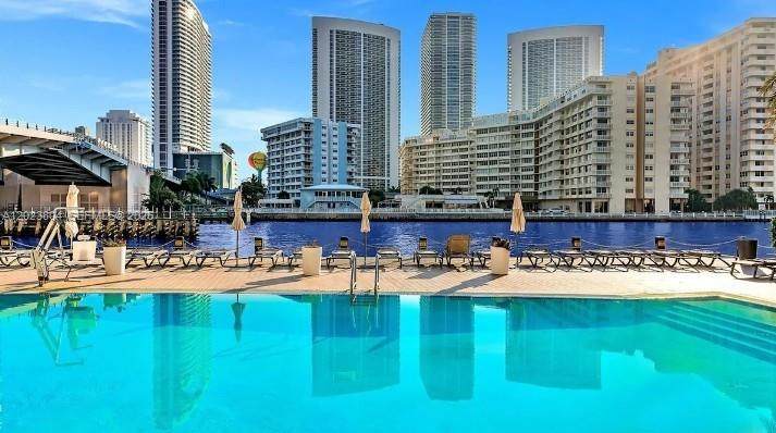 2602 Hallandale Beach Blvd - Photo 1