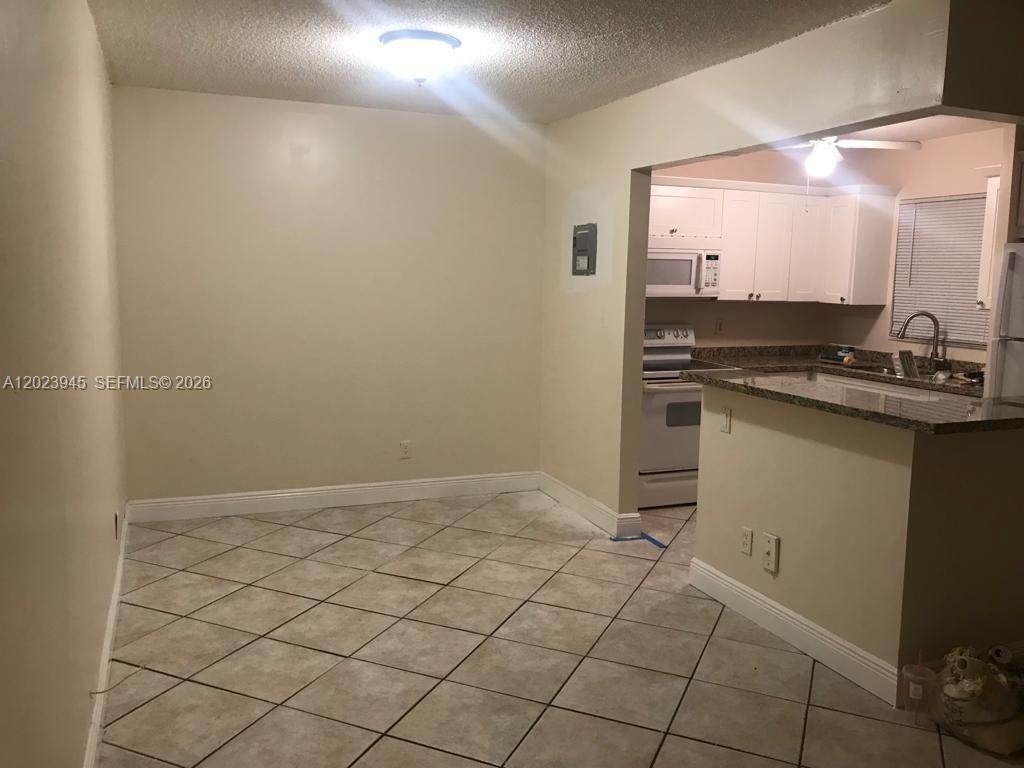 https://bt-photos.global.ssl.fastly.net/miami/orig_boomver_1_A12023945-2.jpg