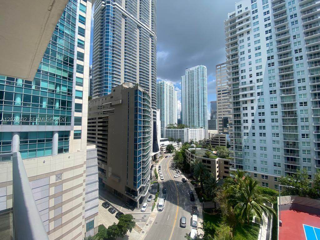 https://bt-photos.global.ssl.fastly.net/miami/orig_boomver_1_A12024032-2.jpg