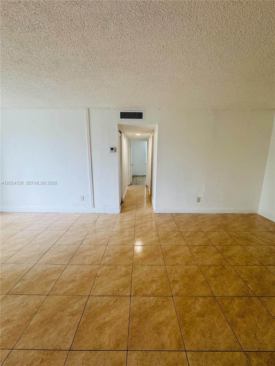 486 165th St Rd - Photo 1