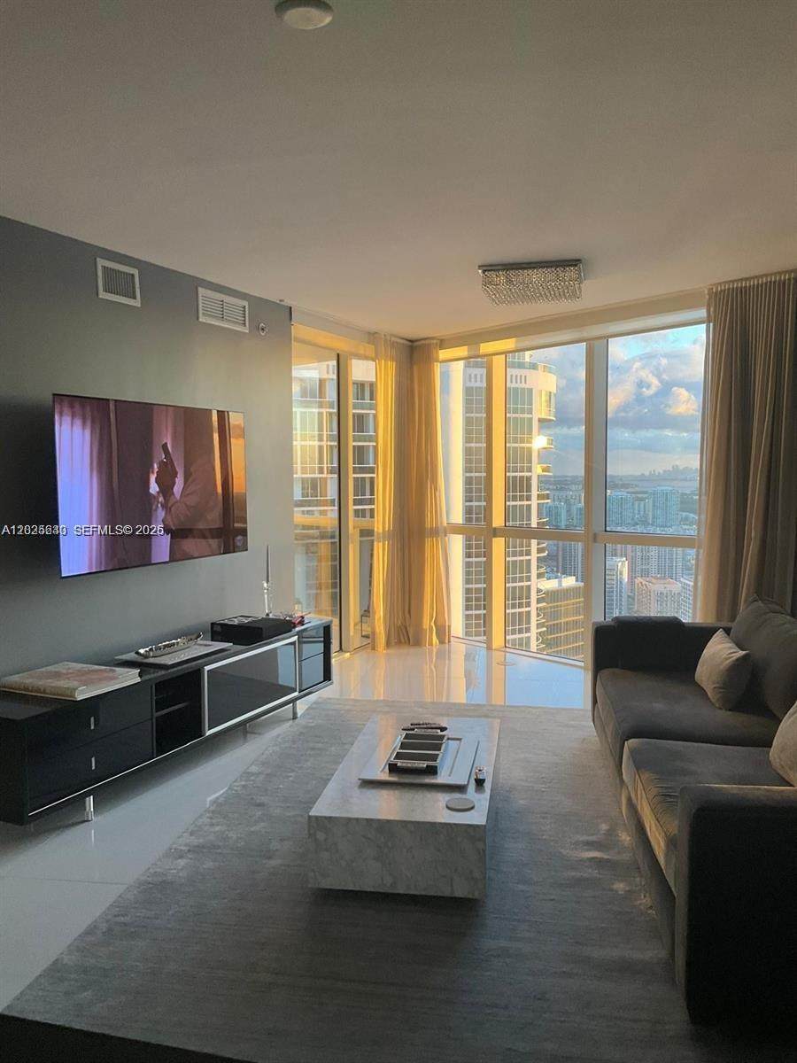 18201 Collins Ave - Photo 1