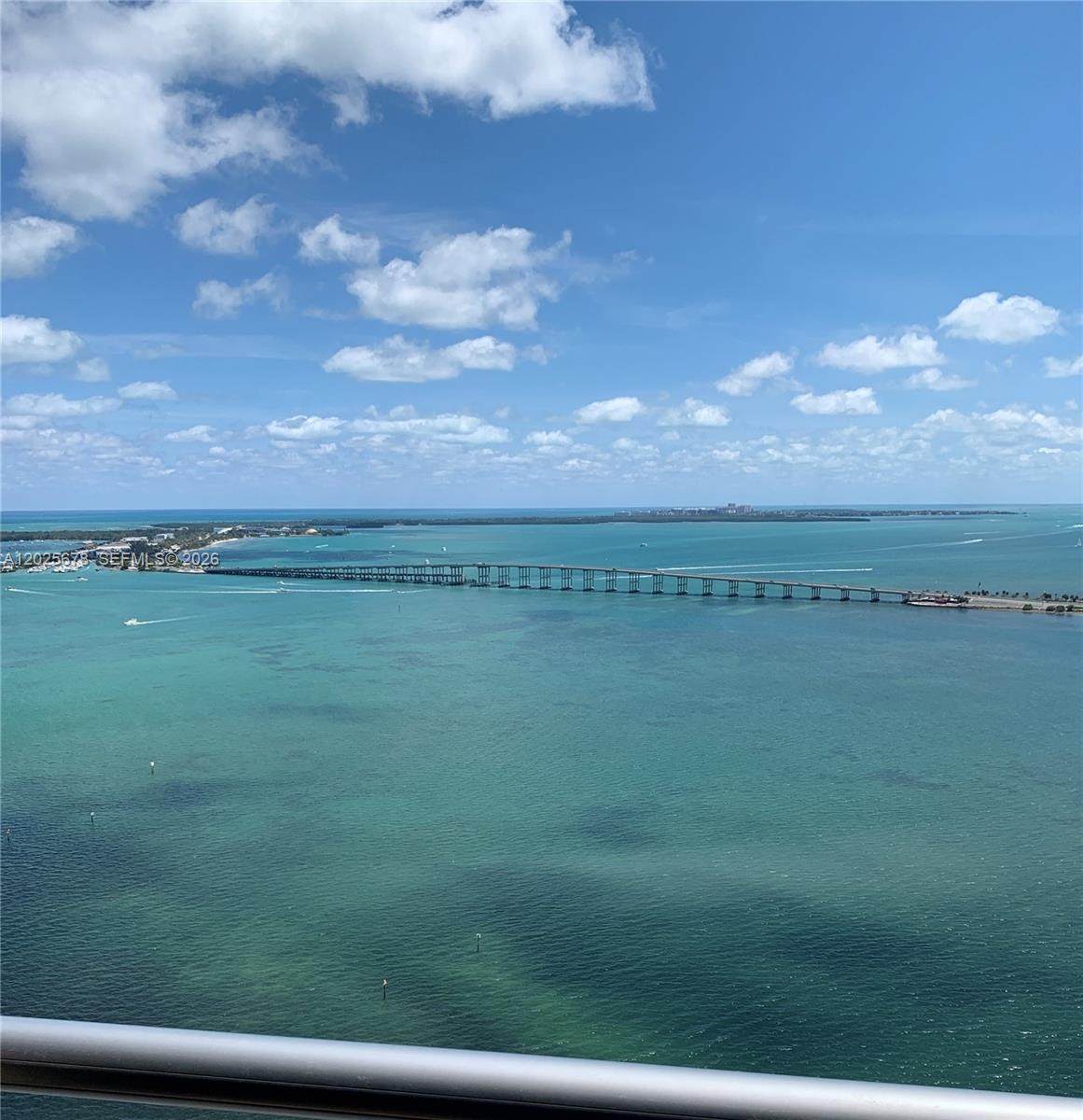 https://bt-photos.global.ssl.fastly.net/miami/orig_boomver_1_A12025678-2.jpg