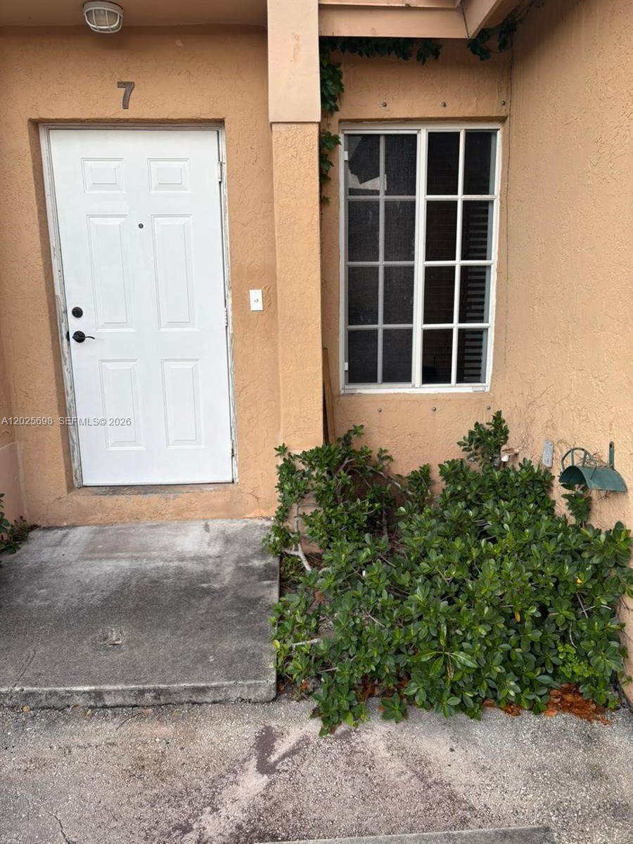 117 3rd Ave - Photo 1