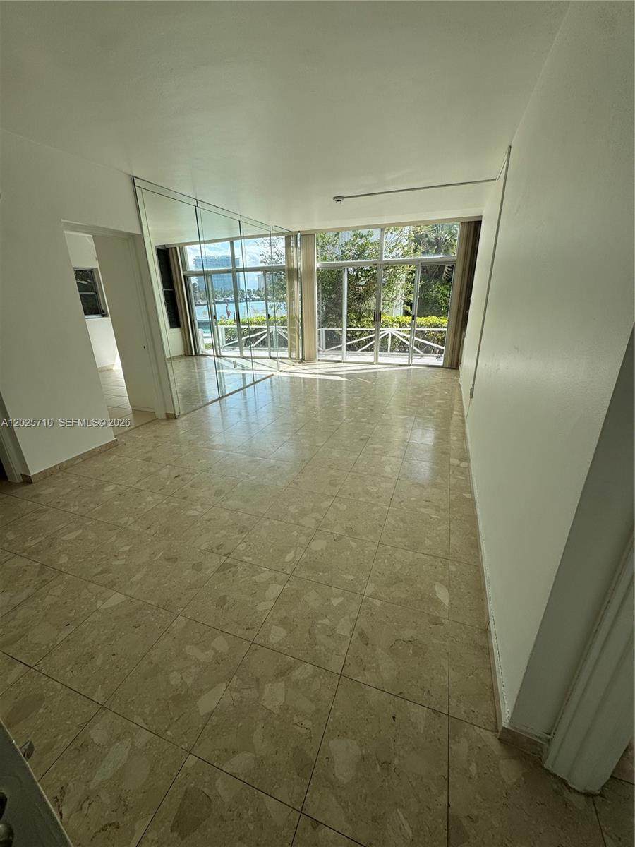 https://bt-photos.global.ssl.fastly.net/miami/orig_boomver_1_A12025710-2.jpg