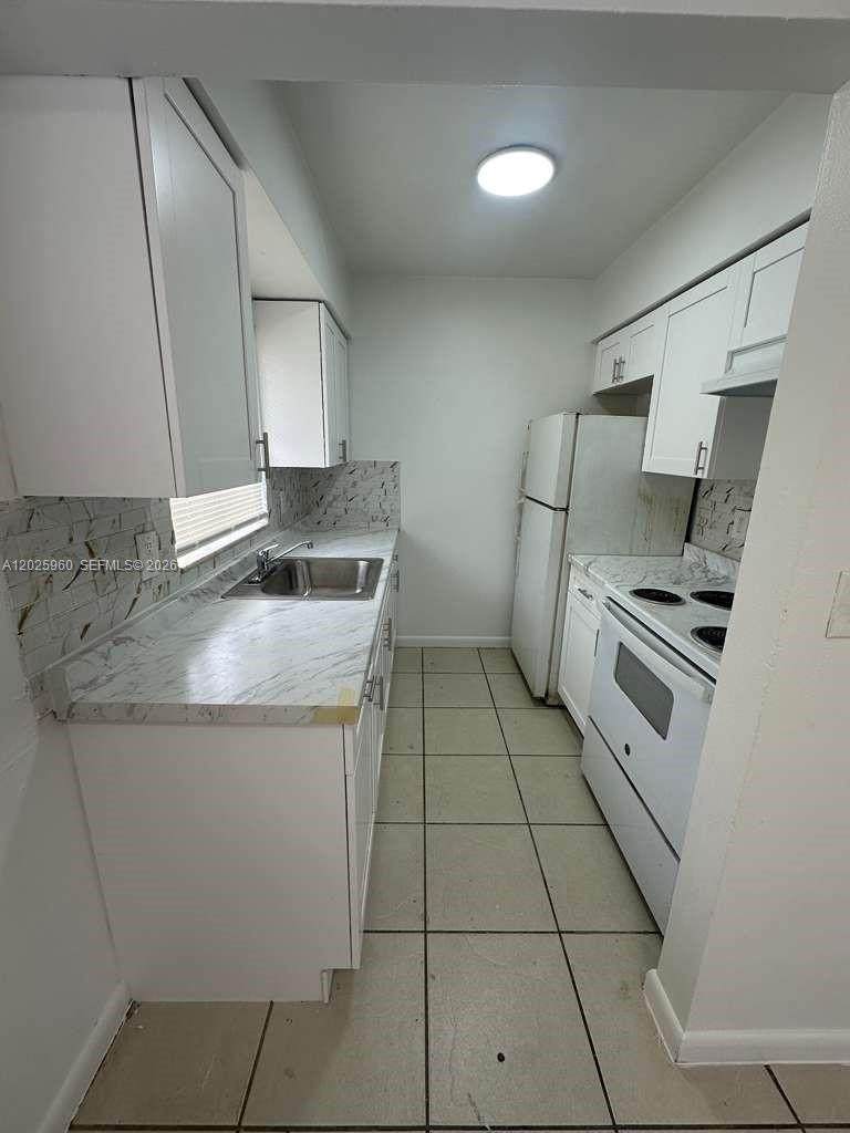 3961 30th Ter - Photo 1