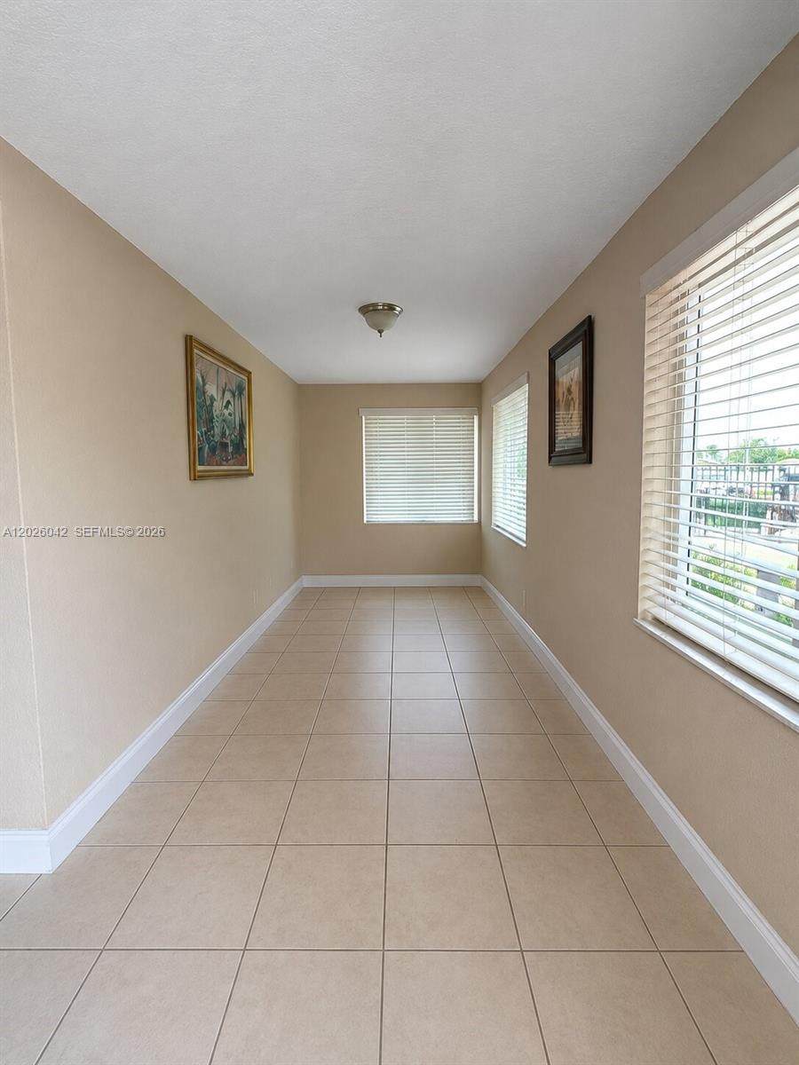 https://bt-photos.global.ssl.fastly.net/miami/orig_boomver_1_A12026042-2.jpg