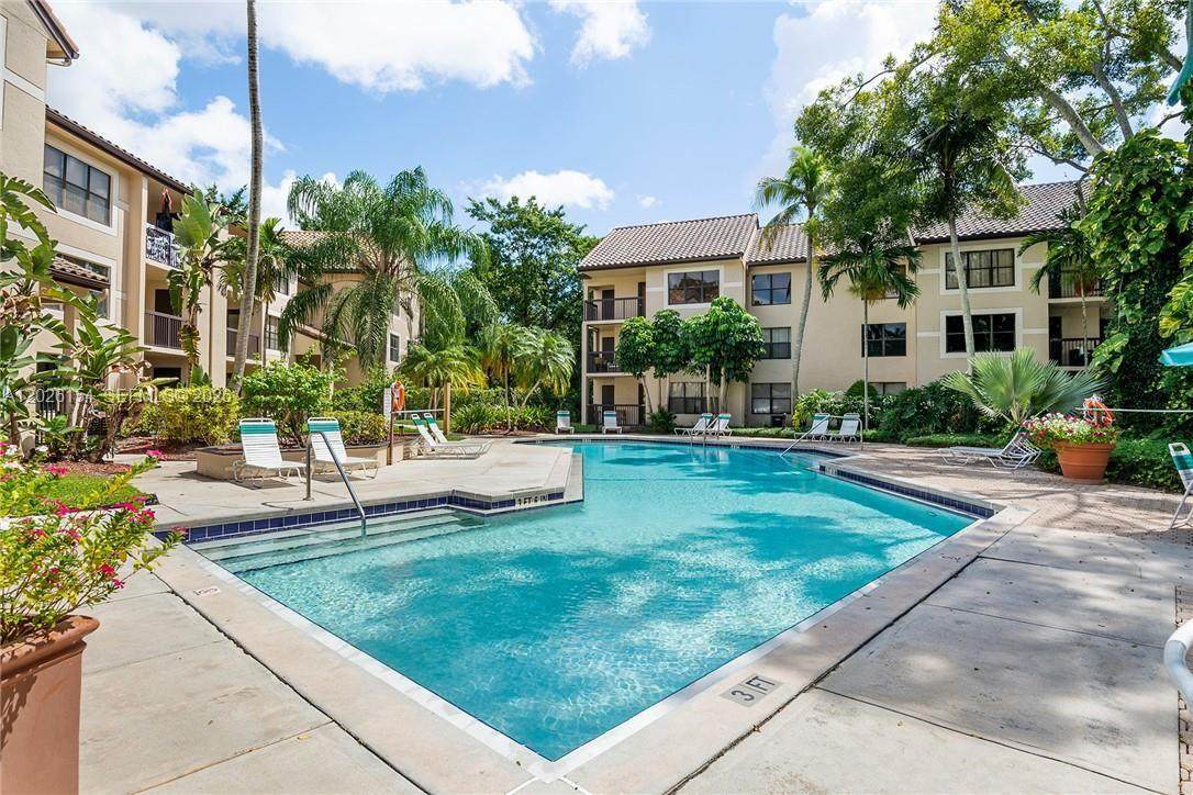 https://bt-photos.global.ssl.fastly.net/miami/1280_boomver_1_A12026154-2.jpg