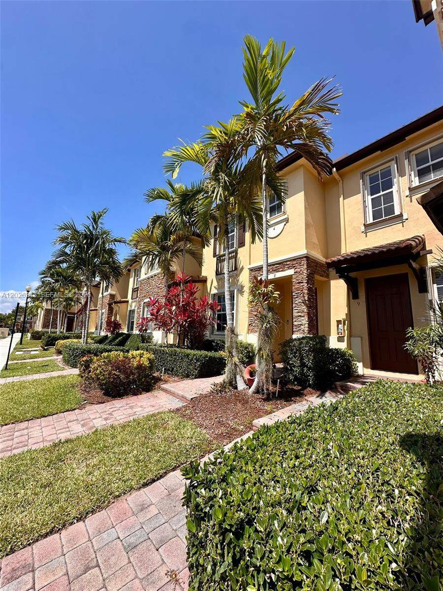 https://bt-photos.global.ssl.fastly.net/miami/orig_boomver_1_A12026213-2.jpg