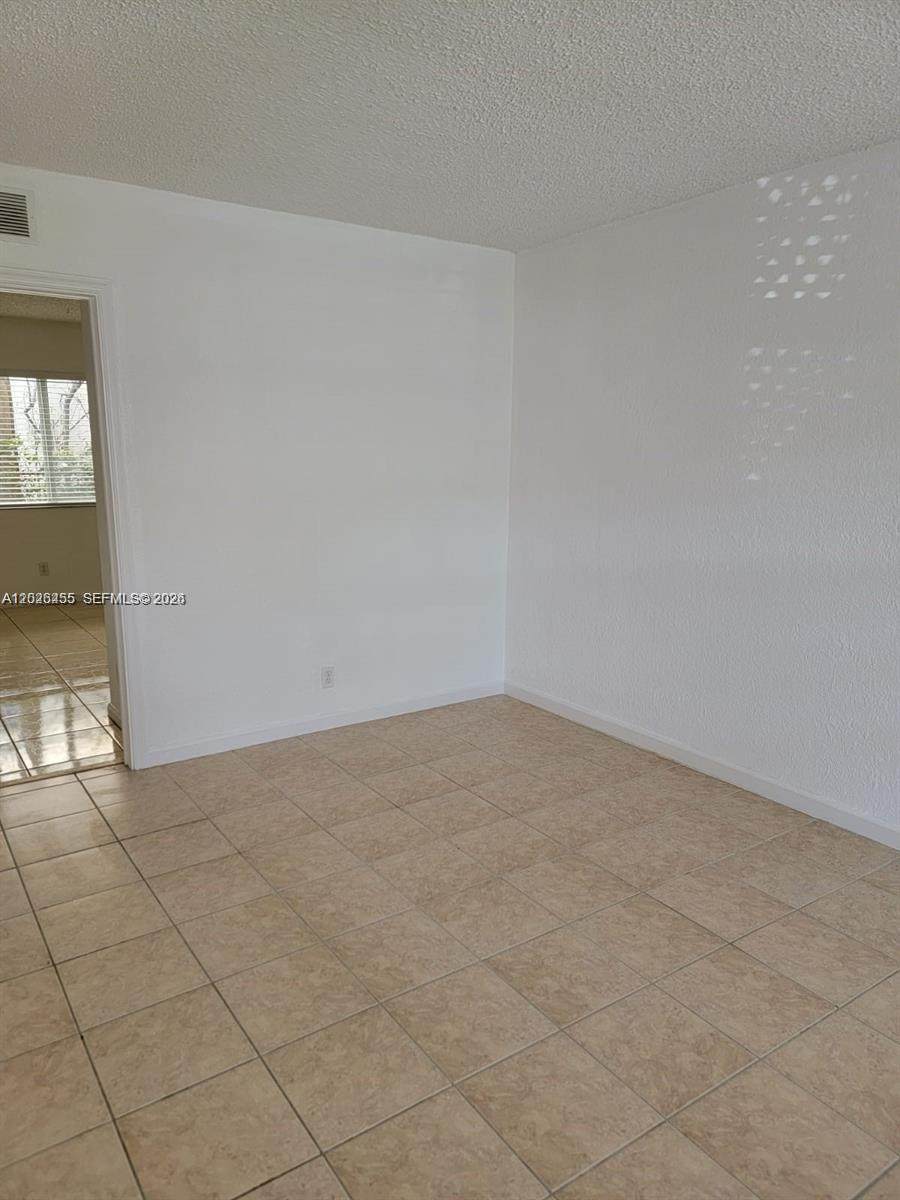https://bt-photos.global.ssl.fastly.net/miami/1280_boomver_1_A12026455-2.jpg