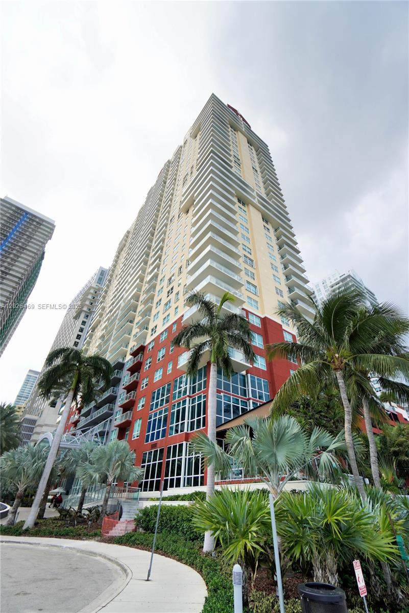 1155 Brickell Bay Dr - Photo 1