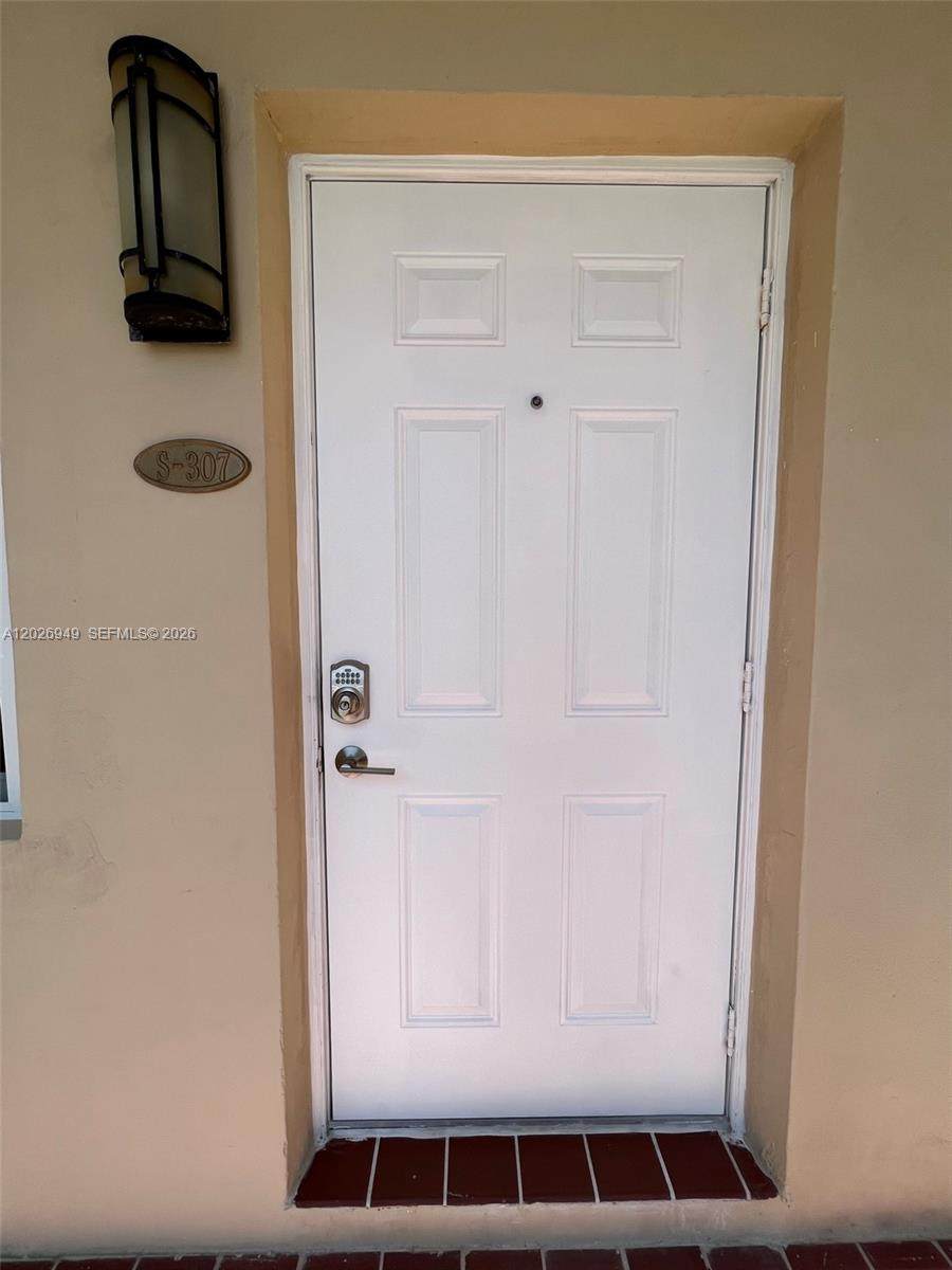 https://bt-photos.global.ssl.fastly.net/miami/1280_boomver_1_A12026949-2.jpg