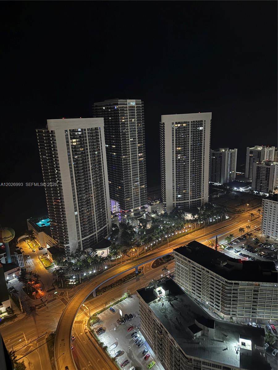 https://bt-photos.global.ssl.fastly.net/miami/1280_boomver_1_A12026993-2.jpg