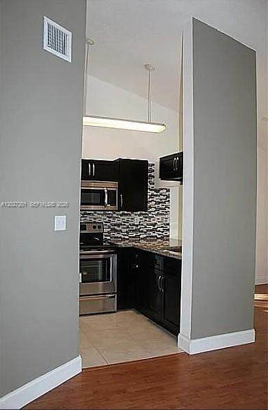 https://bt-photos.global.ssl.fastly.net/miami/orig_boomver_1_A12027201-2.jpg