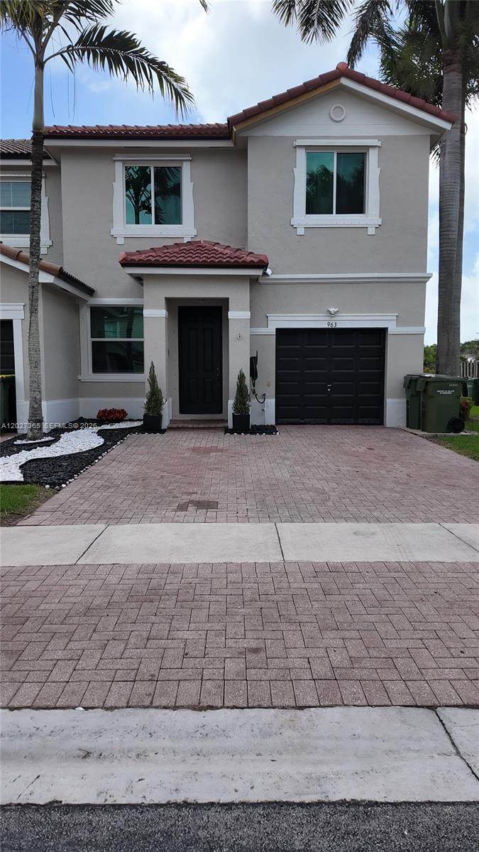 963 42nd Ave - Photo 1