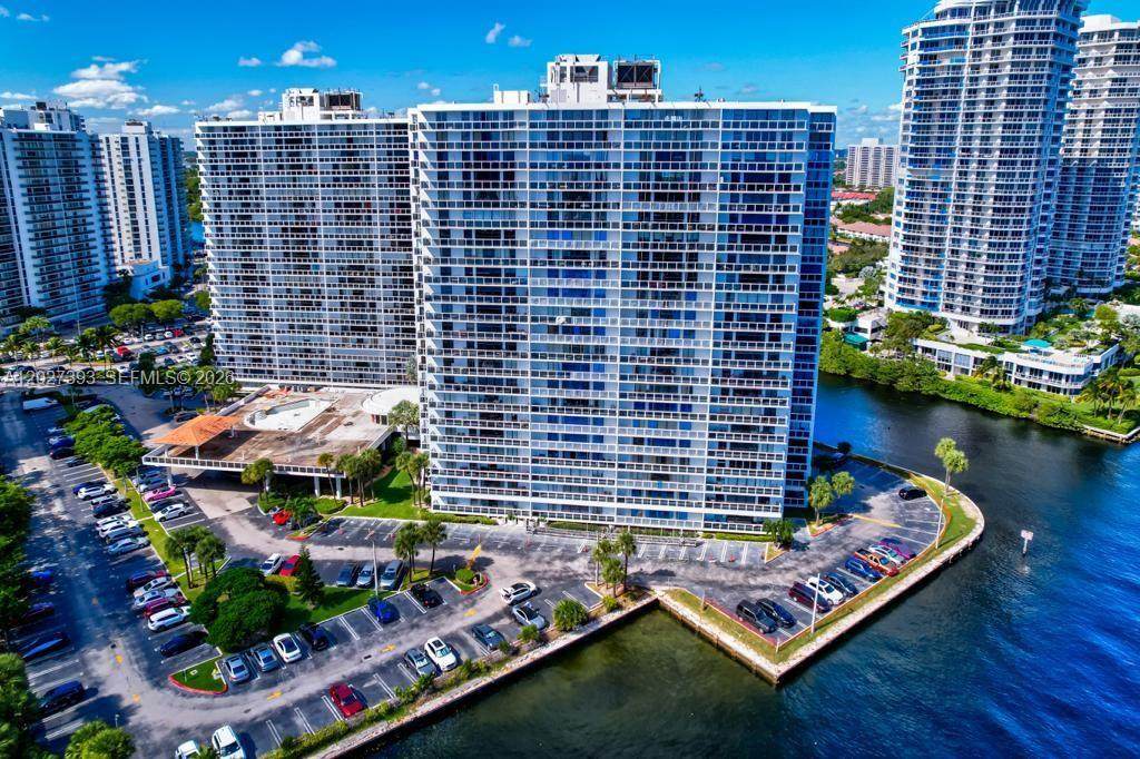https://bt-photos.global.ssl.fastly.net/miami/orig_boomver_1_A12027393-2.jpg