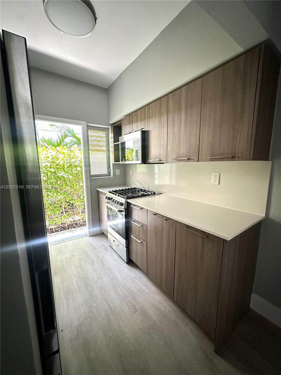 https://bt-photos.global.ssl.fastly.net/miami/orig_boomver_1_A12027519-2.jpg