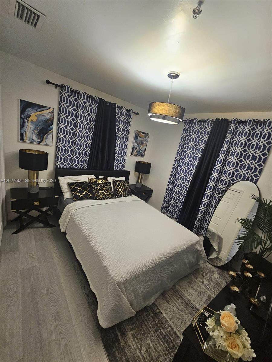 https://bt-photos.global.ssl.fastly.net/miami/1280_boomver_1_A12027568-2.jpg
