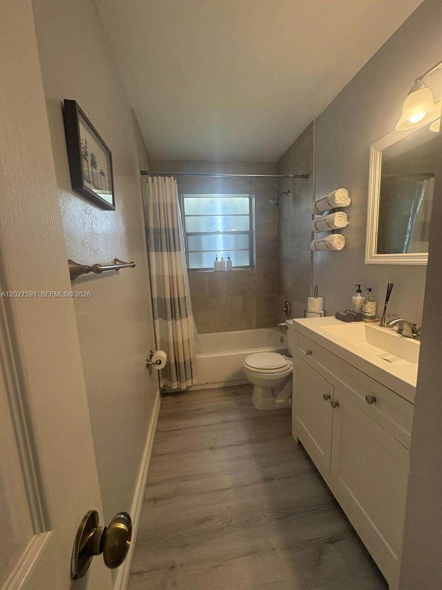 https://bt-photos.global.ssl.fastly.net/miami/1280_boomver_1_A12027591-2.jpg