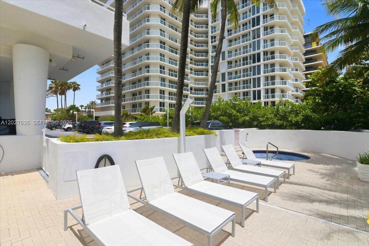 https://bt-photos.global.ssl.fastly.net/miami/orig_boomver_1_A12027635-2.jpg