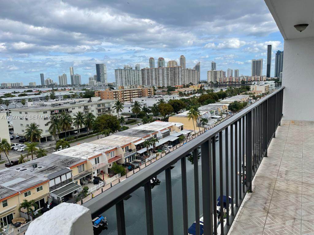 https://bt-photos.global.ssl.fastly.net/miami/orig_boomver_1_A12027887-2.jpg