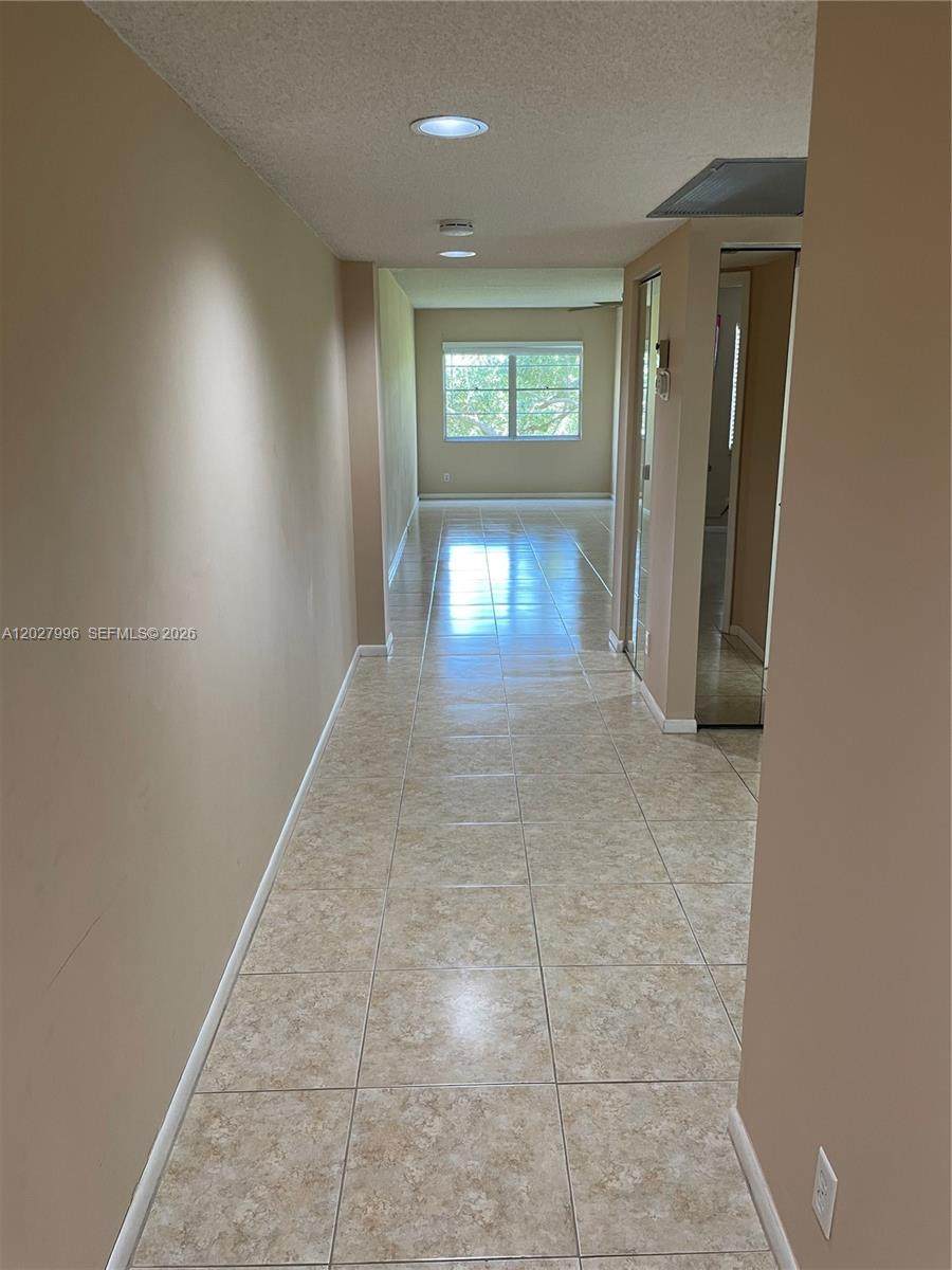 12800 7th Ct - Photo 1