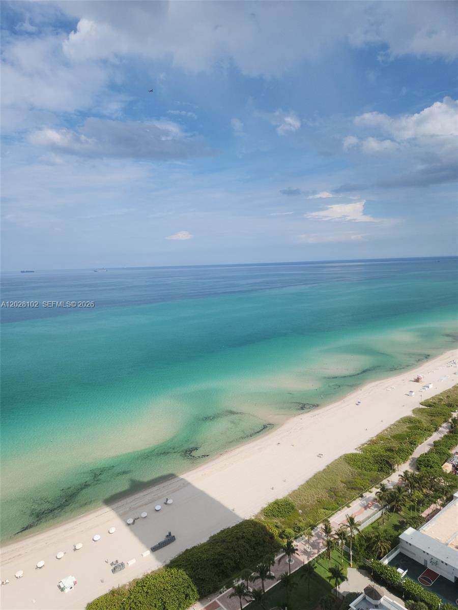 4779 Collins Ave - Photo 1