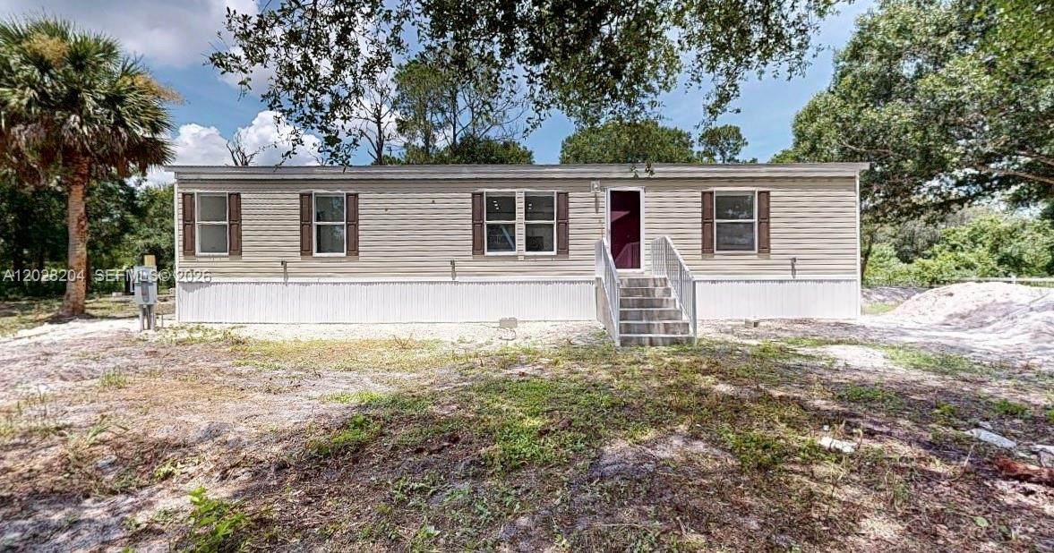 720 Riverside St - Photo 1