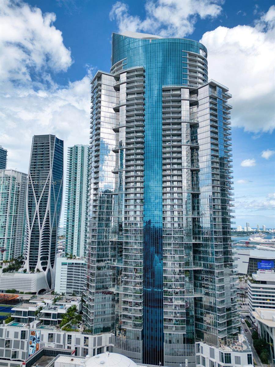 https://bt-photos.global.ssl.fastly.net/miami/1280_boomver_1_A12028233-2.jpg
