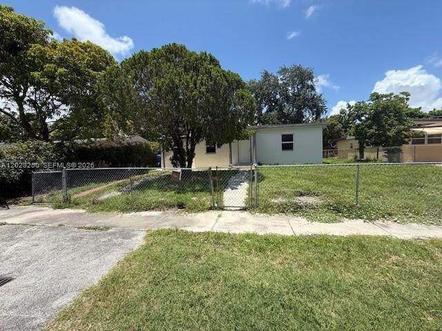 1481 Ne 155Th Terrace - Photo 1