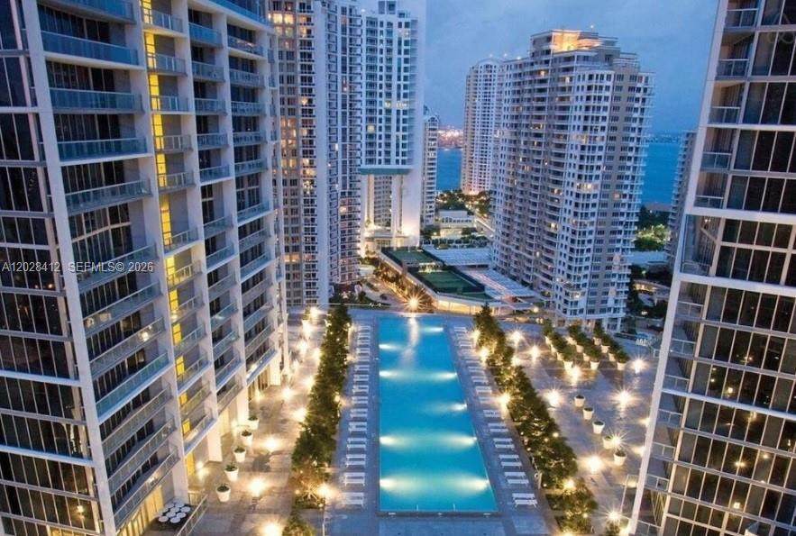 https://bt-photos.global.ssl.fastly.net/miami/orig_boomver_1_A12028412-2.jpg