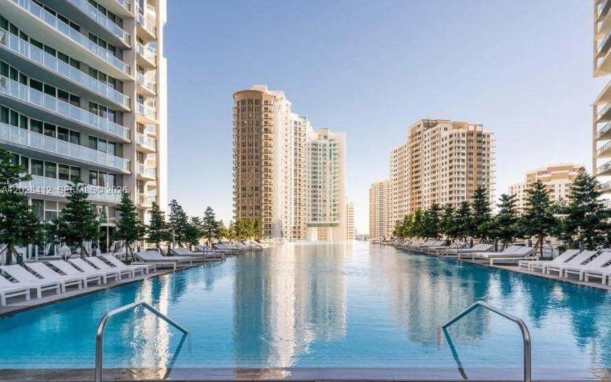https://bt-photos.global.ssl.fastly.net/miami/orig_boomver_1_A12028412-2.jpg