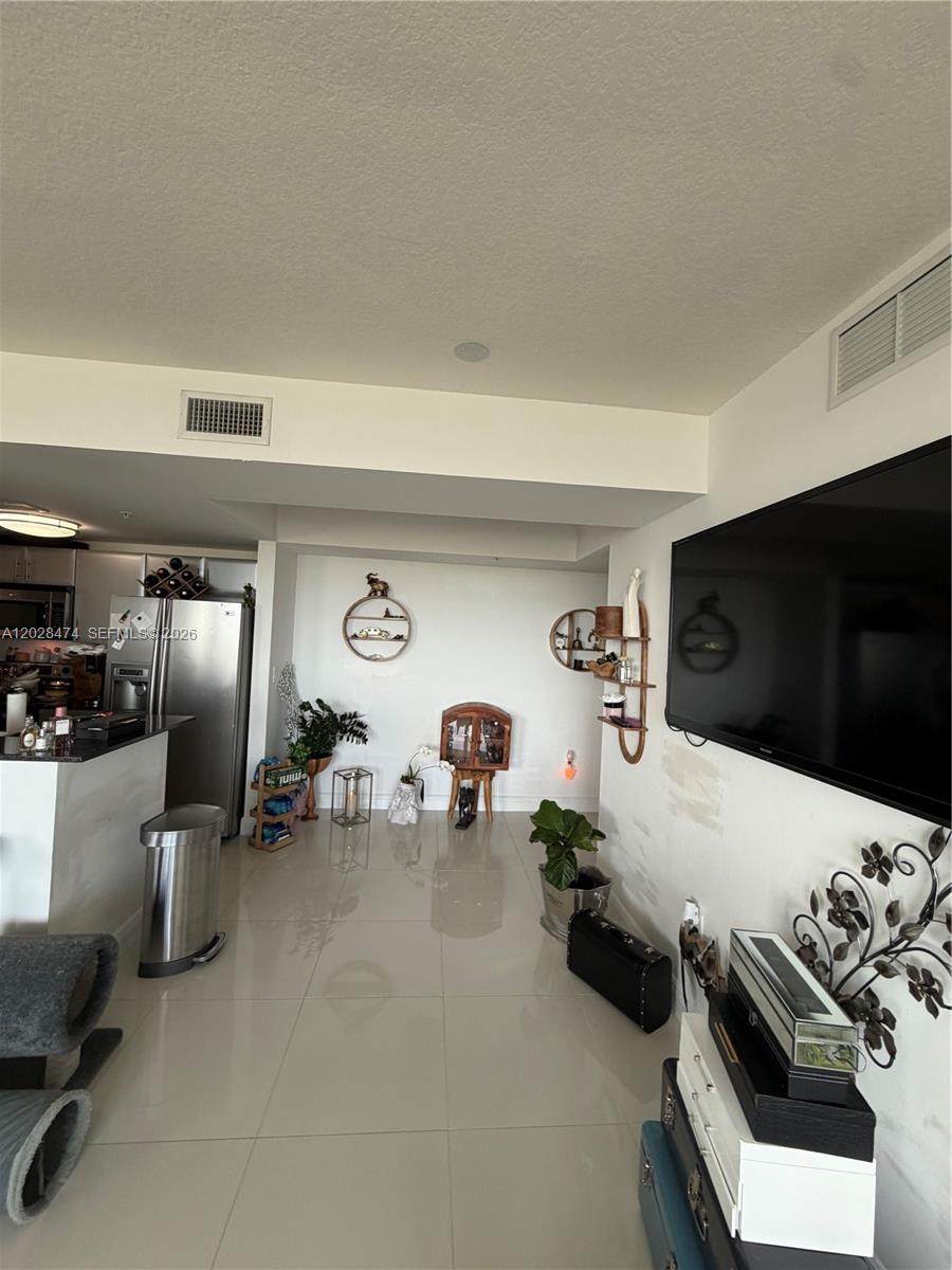 https://bt-photos.global.ssl.fastly.net/miami/orig_boomver_1_A12028474-2.jpg