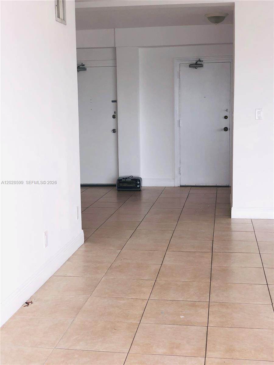 https://bt-photos.global.ssl.fastly.net/miami/orig_boomver_1_A12028599-2.jpg