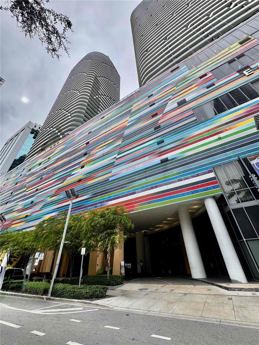 https://bt-photos.global.ssl.fastly.net/miami/1280_boomver_1_A12028673-2.jpg