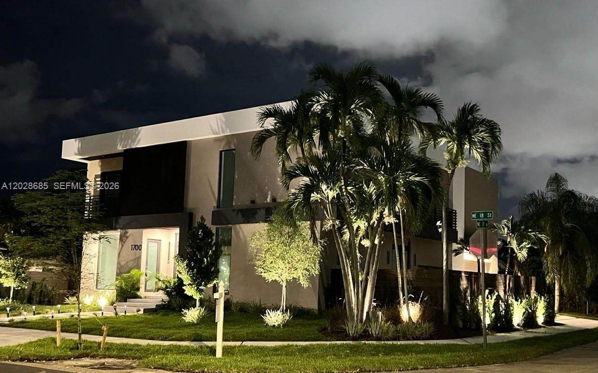 https://bt-photos.global.ssl.fastly.net/miami/1280_boomver_1_A12028685-2.jpg