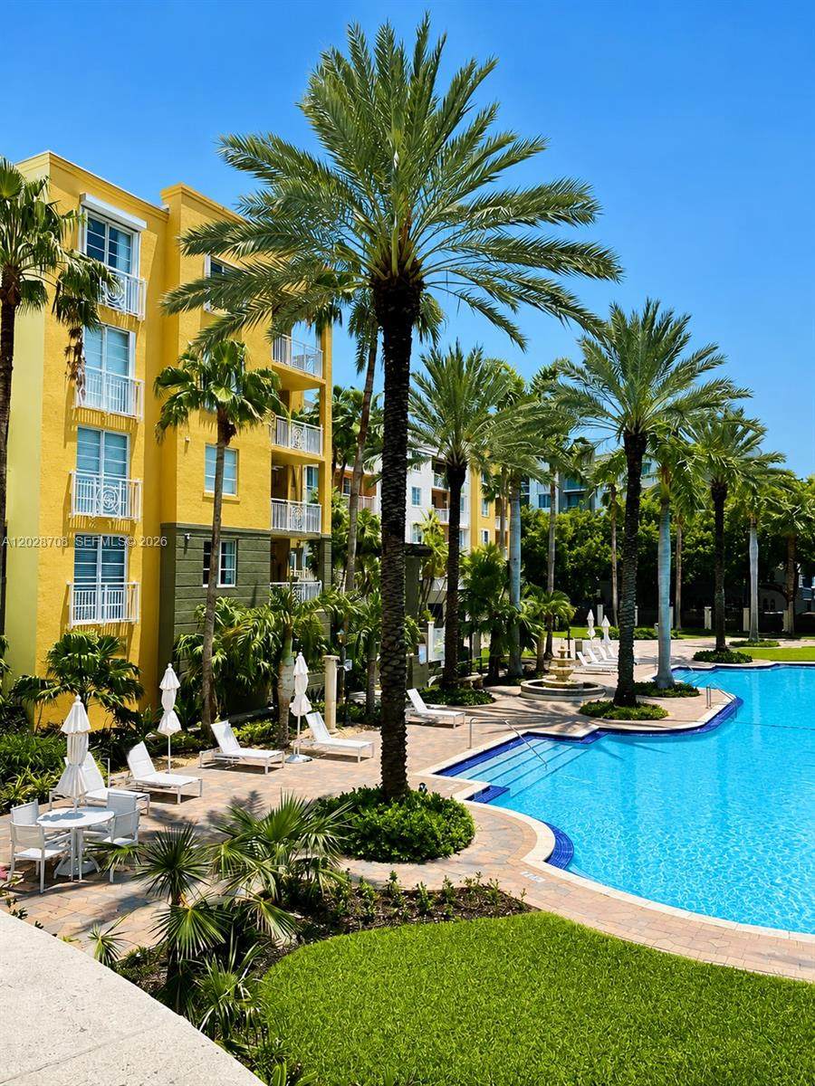 https://bt-photos.global.ssl.fastly.net/miami/1280_boomver_1_A12028708-2.jpg