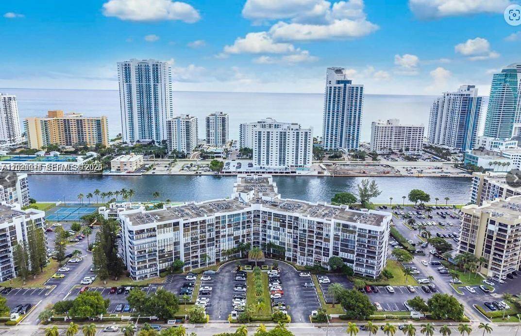 https://bt-photos.global.ssl.fastly.net/miami/orig_boomver_1_A12029024-2.jpg