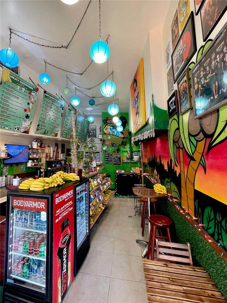  South Beach Juice Bar - Photo 1