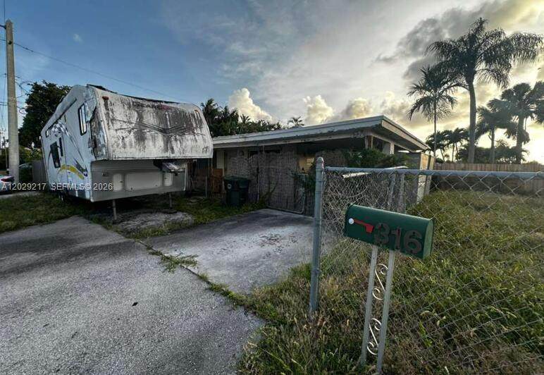 https://bt-photos.global.ssl.fastly.net/miami/orig_boomver_1_A12029217-2.jpg